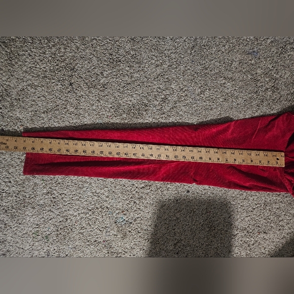 Red Velvet Corduroy Pants 👖 - Picture 5 of 6